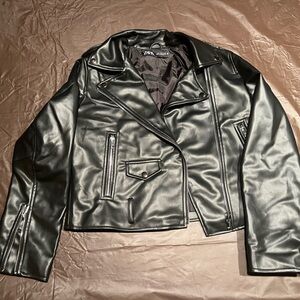 Zara Leather effect jacket. Size XL.